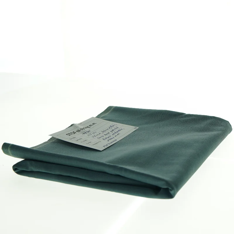 Fast stof, Prince of Wales tern (144 cm x 200 cm)