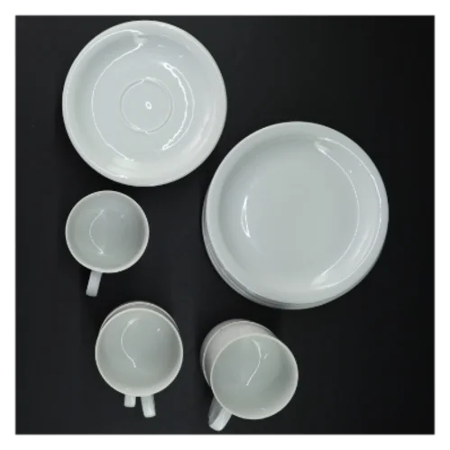 Kaffekopper med tallerkener af tallerkener fra Winterling (str. Diameter 17 cm og 15 cm kop, 7,5 x 7 cm)