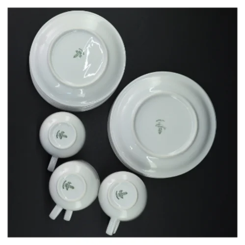 Kaffekopper med tallerkener af tallerkener fra Winterling (str. Diameter 17 cm og 15 cm kop, 7,5 x 7 cm)