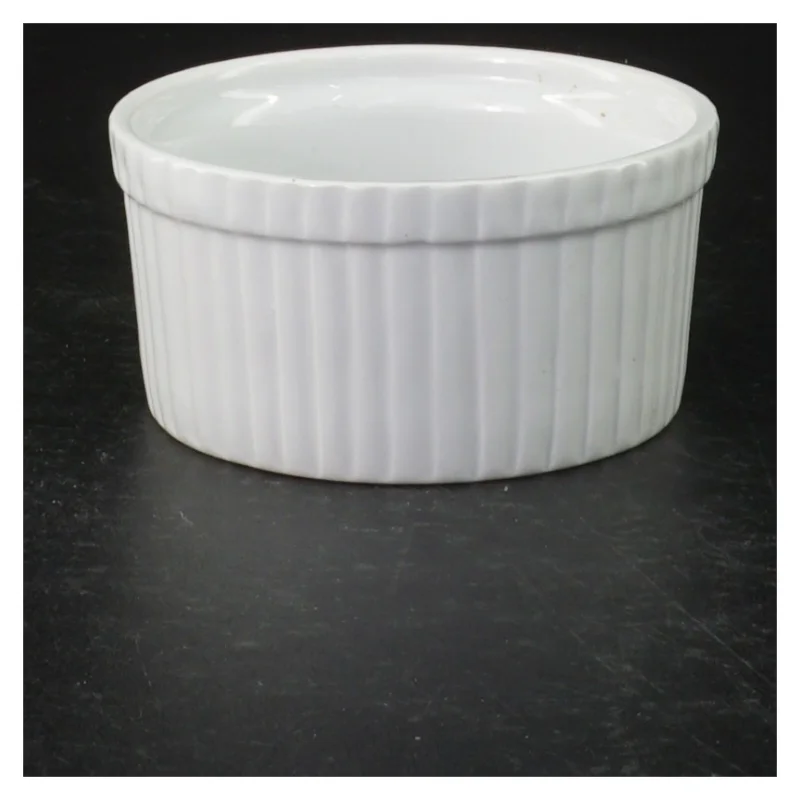 4 hvide ovnfaste porcelænsskåle (str. 9,5 cm)