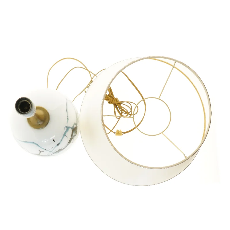 Stor Holmegaard bordlampe, model "Sakura", opalglas