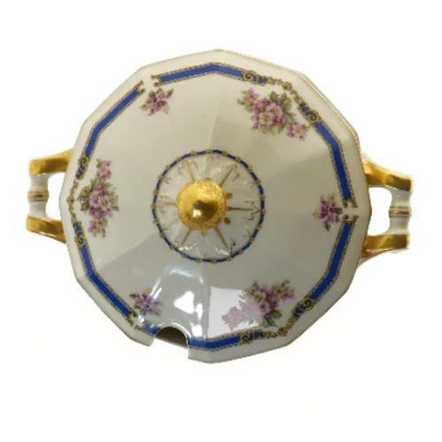 Suppeterrin i porcelæn med låg, fra Schlaggenwald (str. Ø 24 cm)