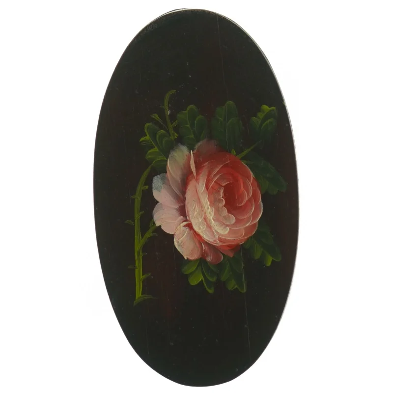 Oval trææske med rosenmotiv (str. 18,5 x. 10 cm)