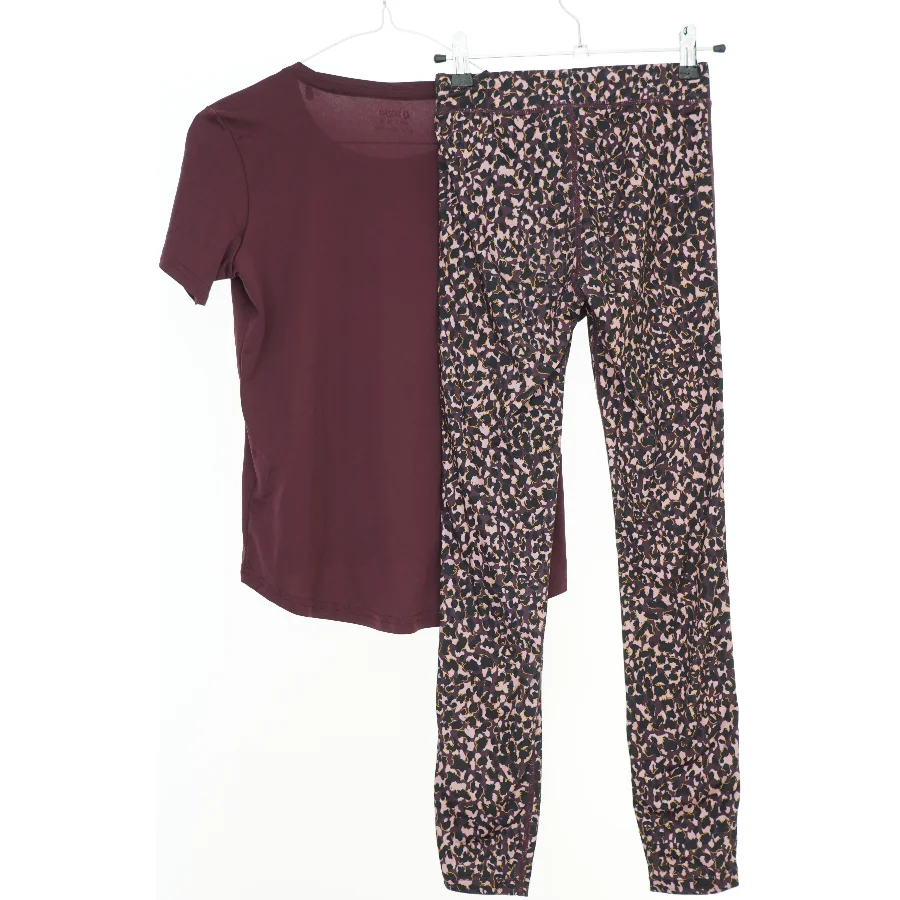 Sæt med t-shirt og leggings fra ZigZag (str. 152)