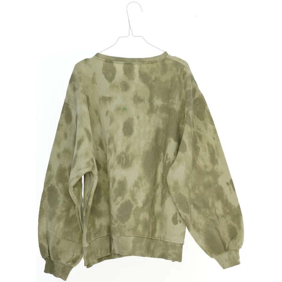 Sweatshirt med hjerte fra H&M (str. 152)