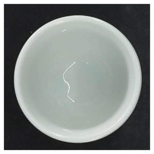 Hvidt æggebæger (str. H. 6,5 cm. ø 5 cm)