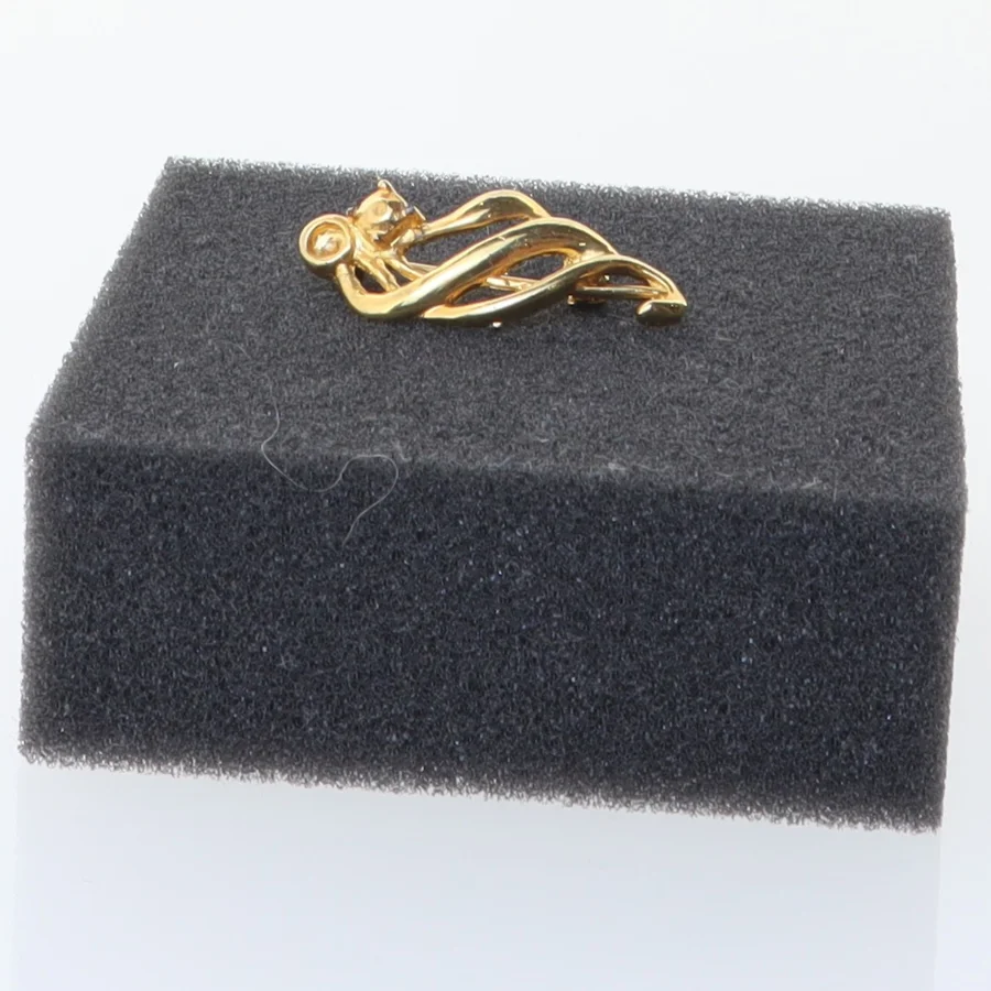 Guldtonet broche (str. 3,5 cm)