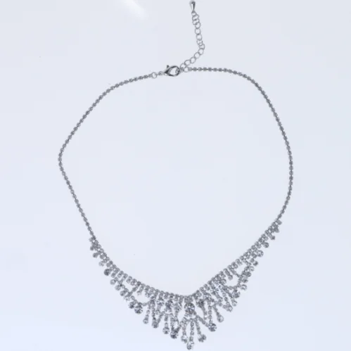 Smykke Halskæde med similisten (str. 42 cm)