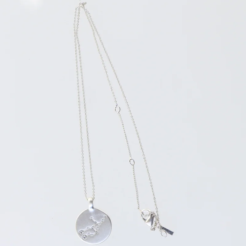 Sølv vedhæng med stjernetegn