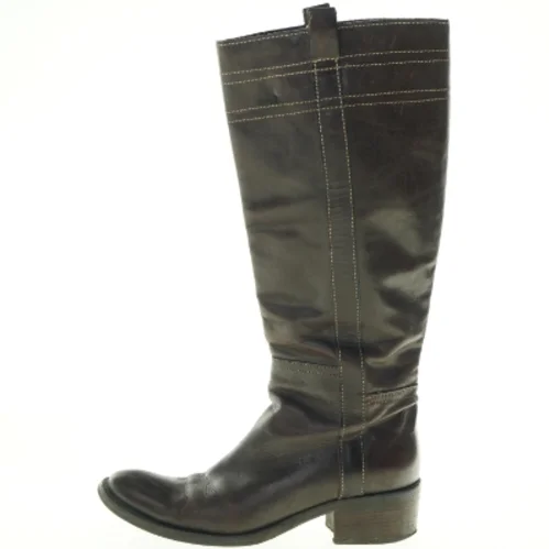 Brune læderstøvler (str. Otteogtredve)