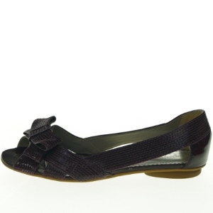 Flade damesko fra Shoe Biz (str. Otteogtredve)