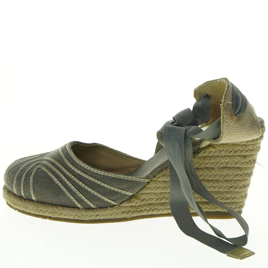 Espadrillos med bånd fra NowOn (str. 37)