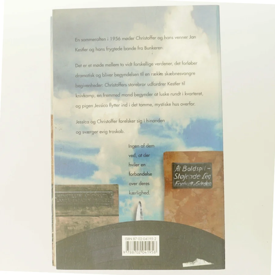 Evig troskab : scene: et sted i Danmark : tid: for halvtreds år siden : roman af Morten Sabroe (Bog)