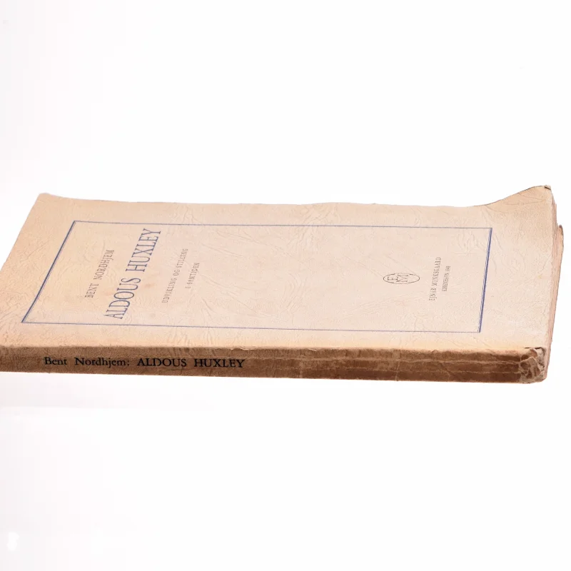 Aldous Huxley. Udvikling og stilling i samtiden af Bent Nordhjem (bog)