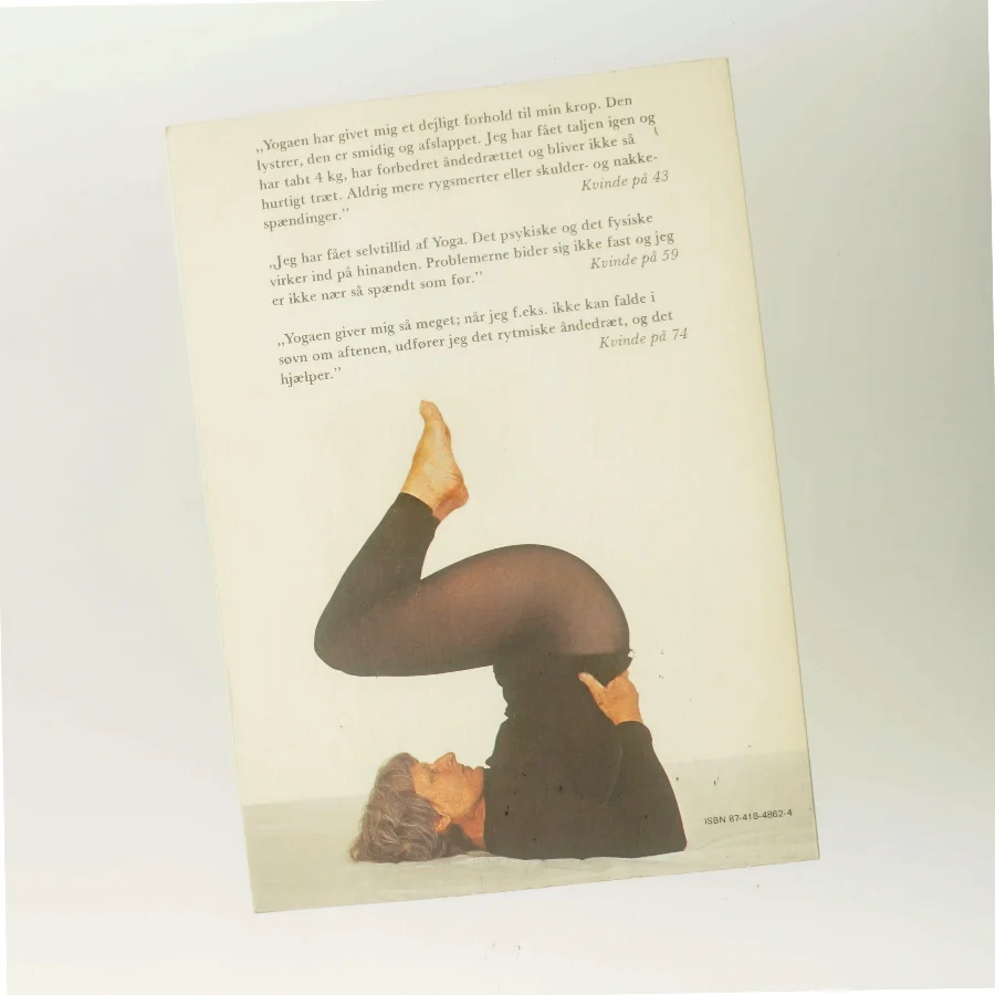 Yoga-øvelser udført af kvinder over fyrre af Anne Lise Dresler (Bog)