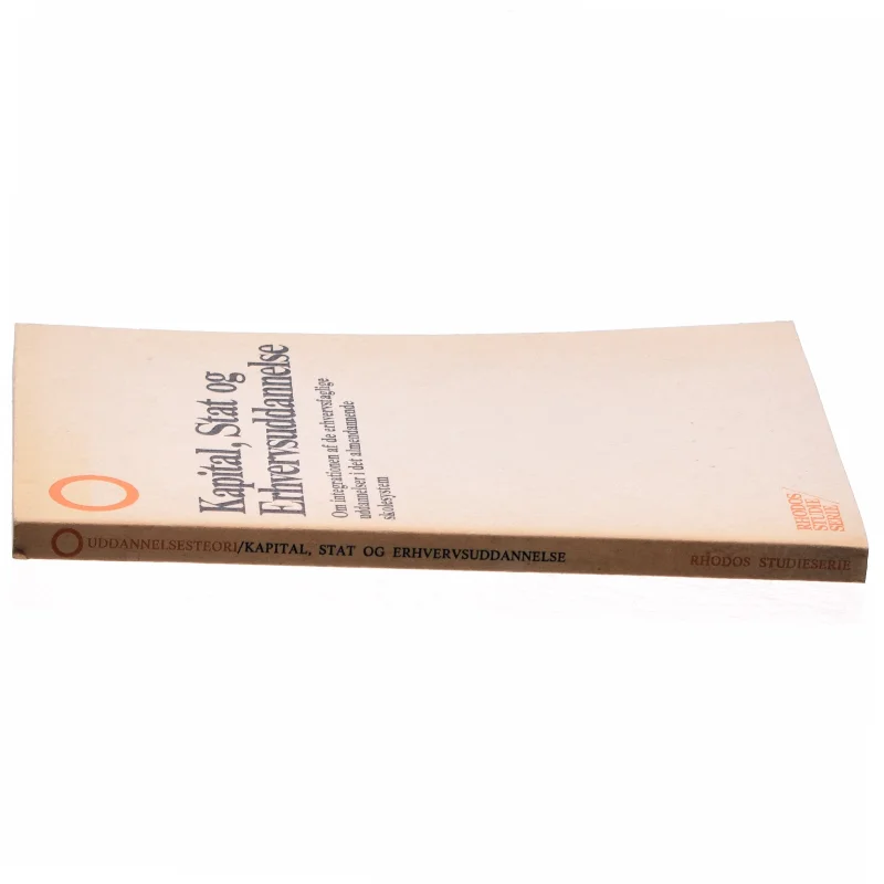 Kapital, stat og erhvervsuddannelse (bog)