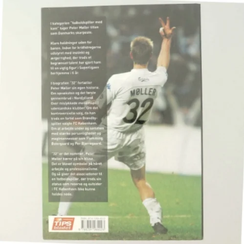 Peter Møller: 32