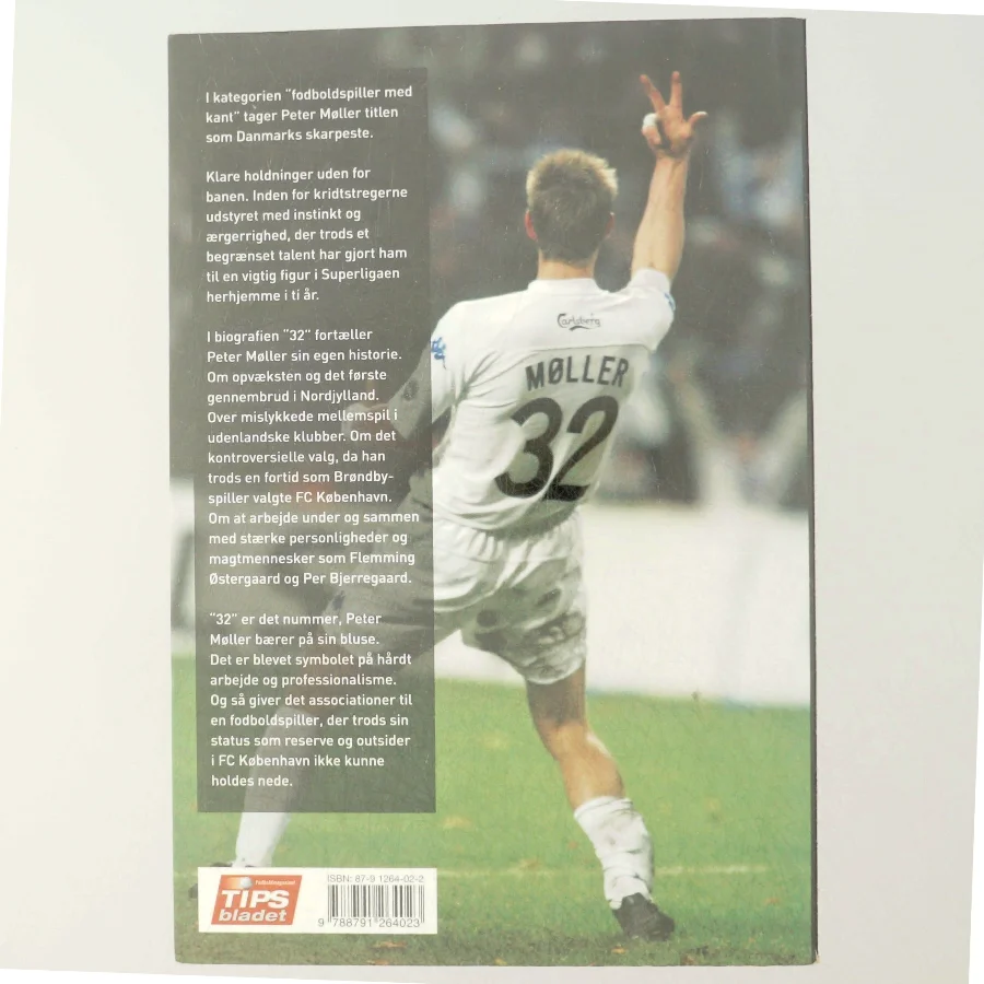 Peter Møller: 32