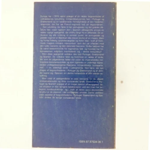 Diktaturernes krise. Portugal, Grækenland, Spanien af Nicos Poulantzas (bog)