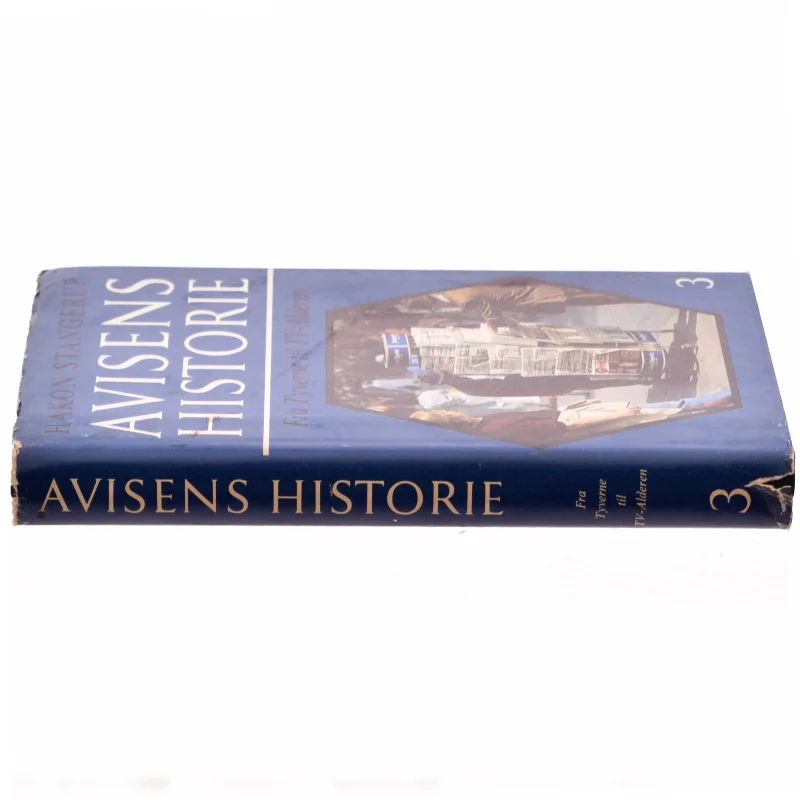 Avisens historie 3 af Hakon Stangerup (bog)