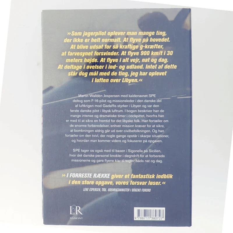 I forreste række : jagerpilot i libyenkrigen af Martin Walldén Jespersen (Bog)