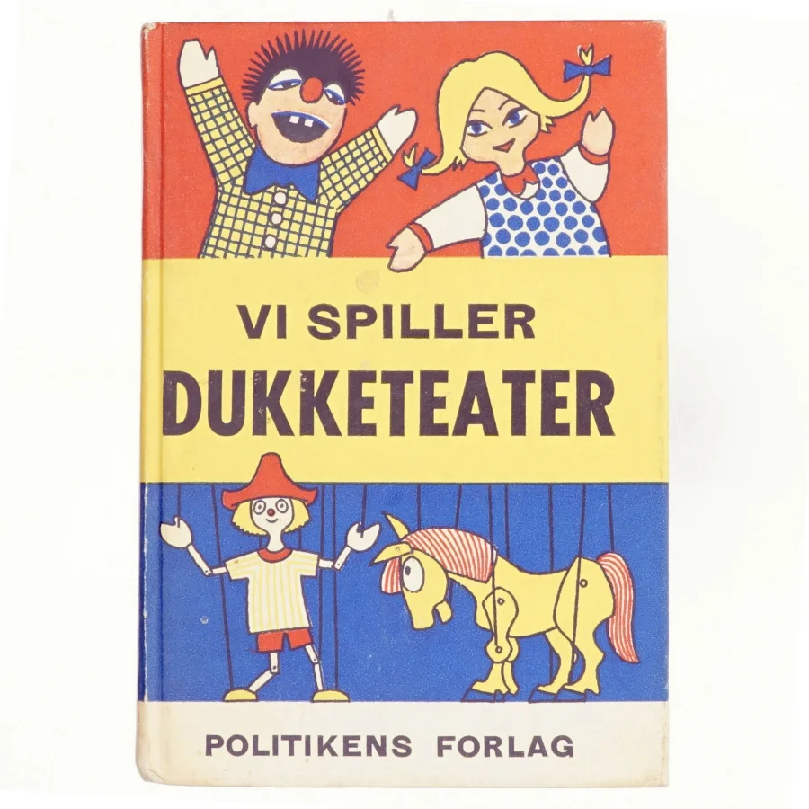 Vi spiller dukketeater af Knud Sandvej (bog)