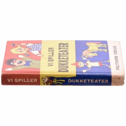 Vi spiller dukketeater af Knud Sandvej (bog)