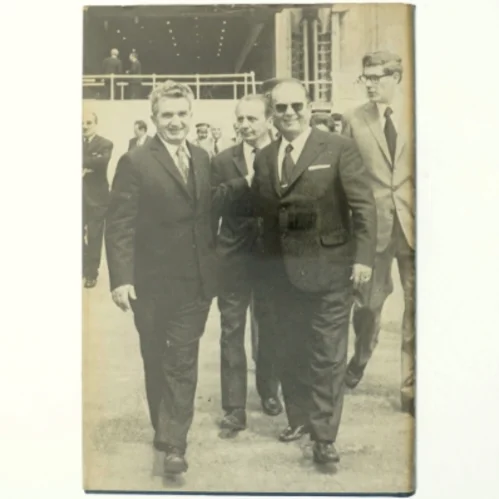 Ceaușescu's taler af K.Helveg Petersen (bog)