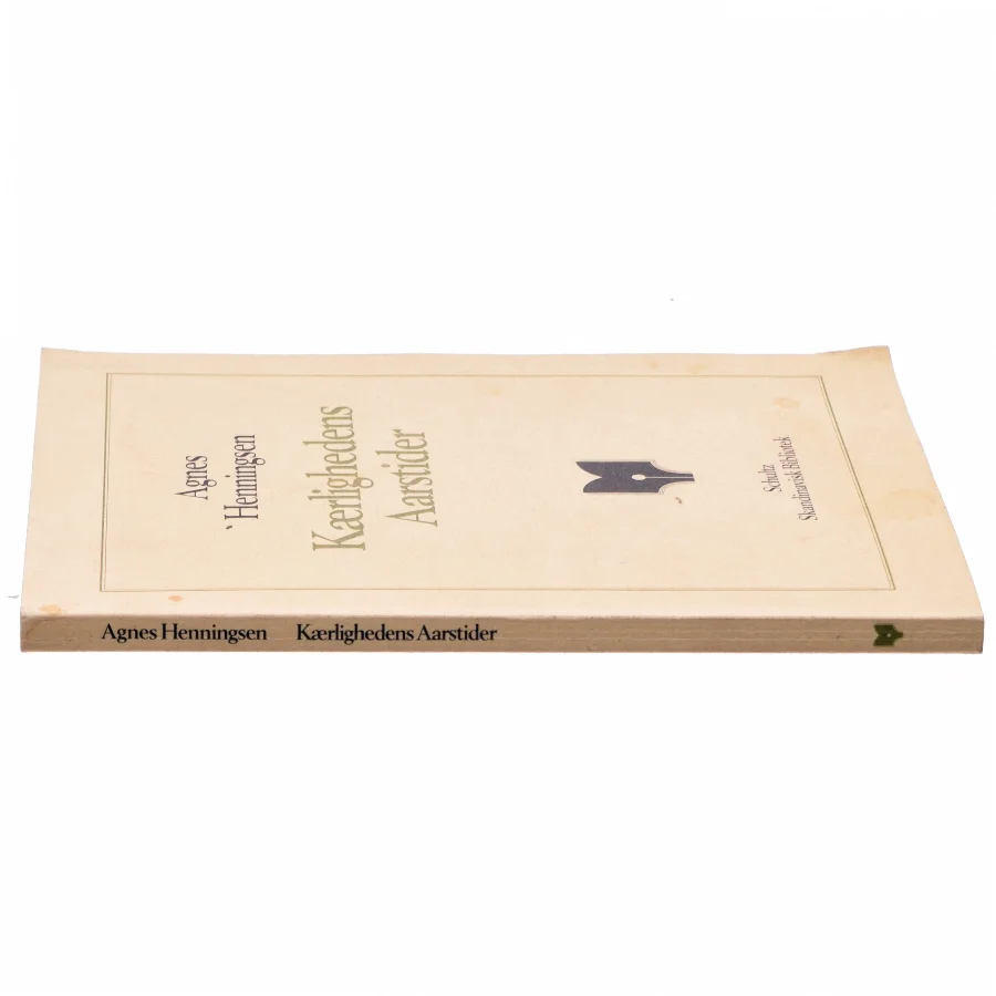 Kærlighedens årstider af Agnes Henningsen (bog)