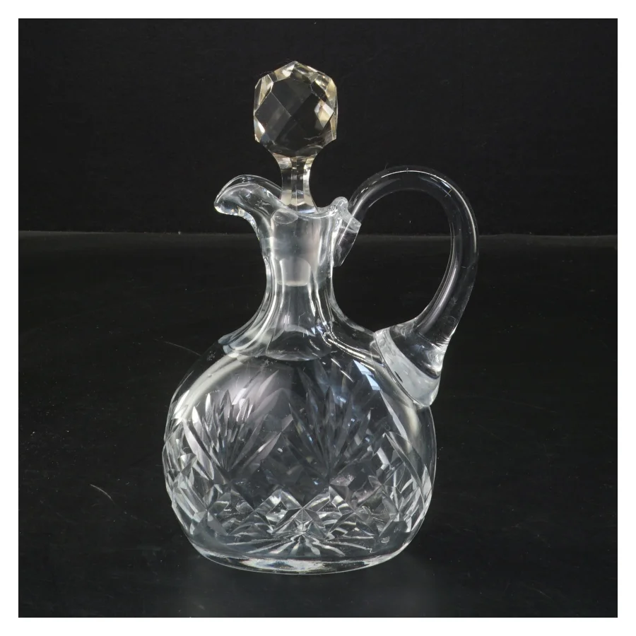 Karaffel i slebet glas med prop og hank (str. 16 cm)