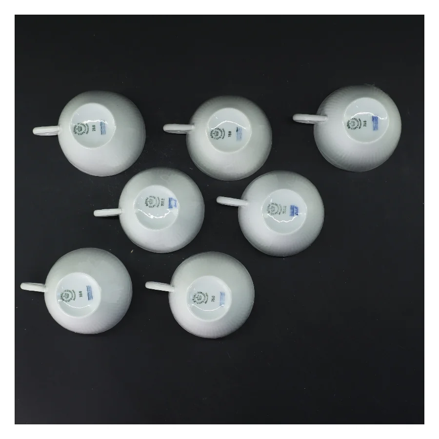 Royal Copenhagen Hvid Riflet kopper 7 stk Ø8 cm fra Royal Copenhagen (str. 7 stk Ø 8 cm længde 7 cm)