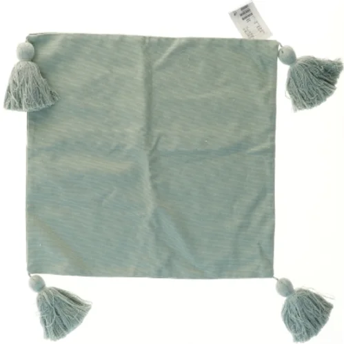grøn kvadratisk pude med kvaster fra H&M (str. 50x50 cm)