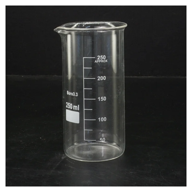 250 ml måleglas (str. Ø 7 cm længde 12,5 cm)