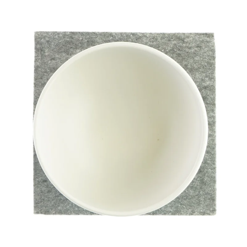 Skål på fod fra Raawii