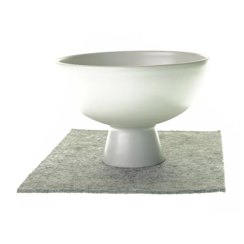 Skål på fod fra Raawii