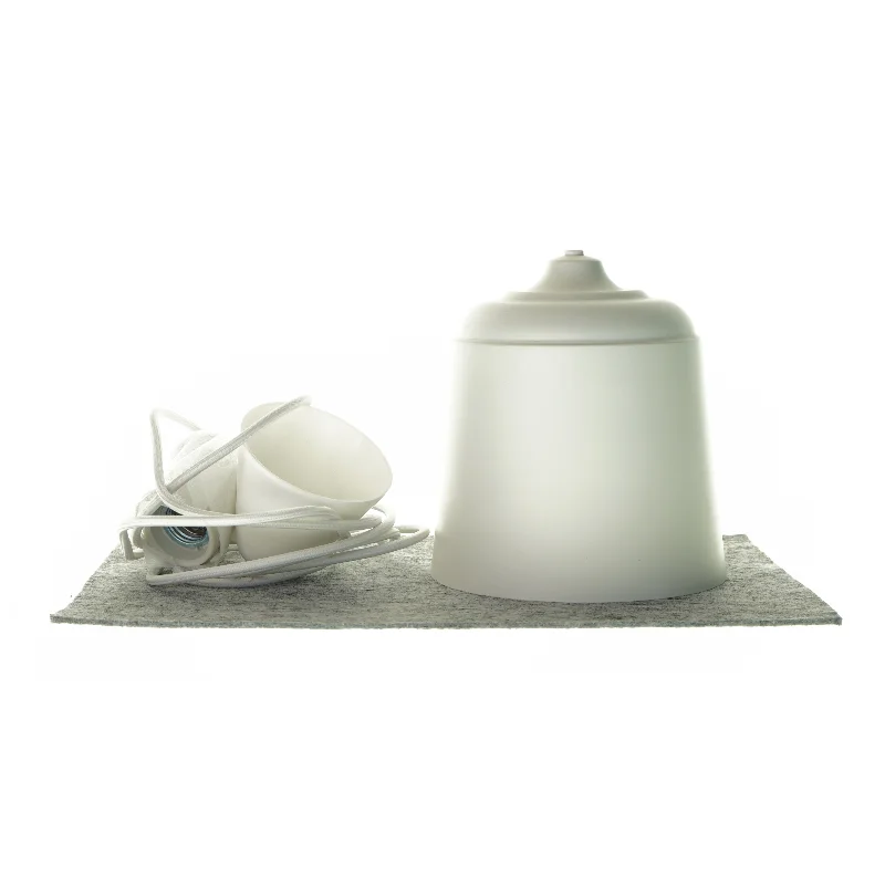 Lampeskærm inklusiv fatning