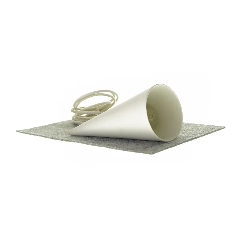 Lampeskærm inklusiv fatning