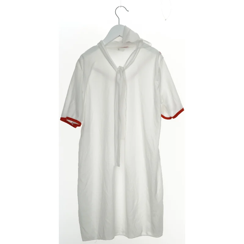 Sygeplejerske Kostume (str. L)