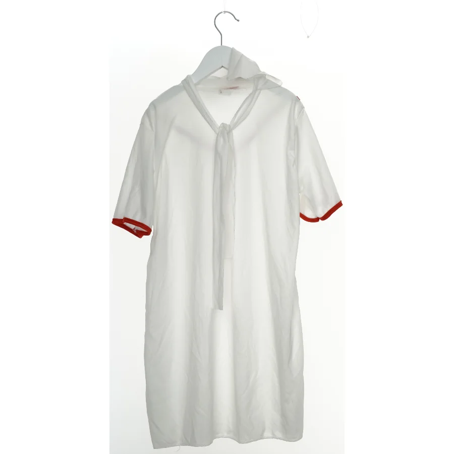 Sygeplejerske Kostume (str. L)