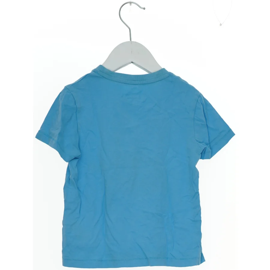 Blå T-Shirt med Skildpadde Print fra M&S (str. 110)