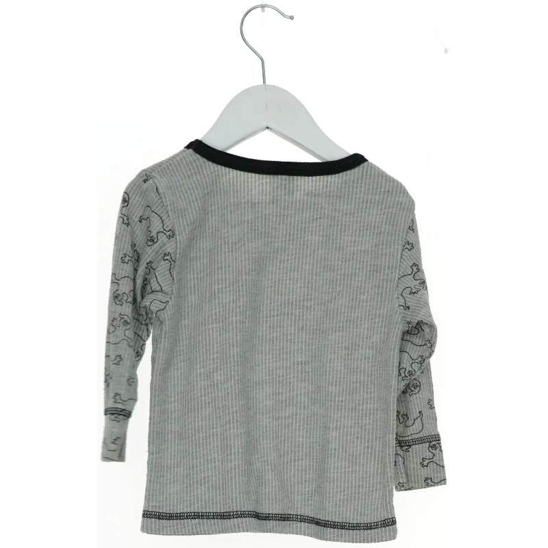 Langærmet bluse med dyremønster fra Snow Belle (str. 98)