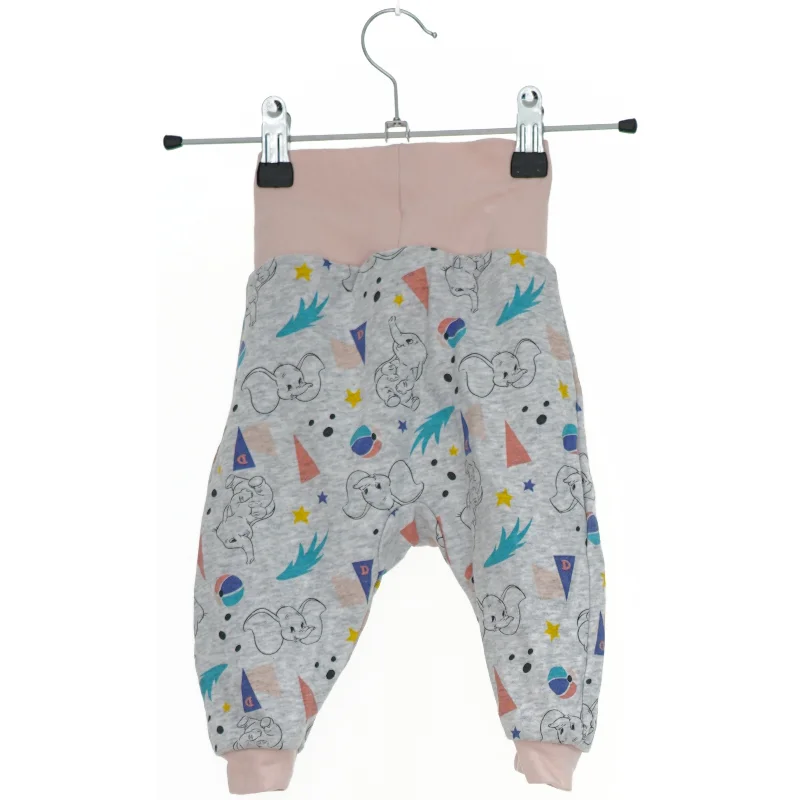 Børnebukser med mønster fra Disney (str. 62)