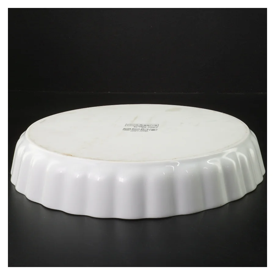 Hvid tærtefad fra Vista Alegre (str. Ø 27 cm)