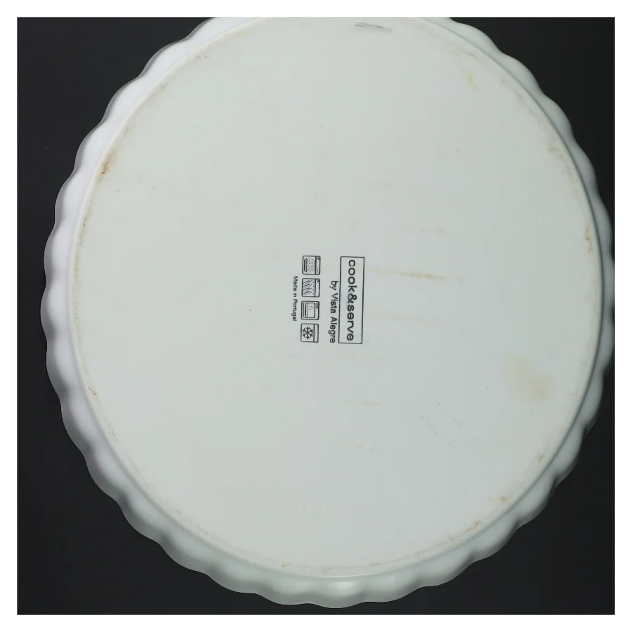 Hvid tærtefad fra Vista Alegre (str. Ø 27 cm)