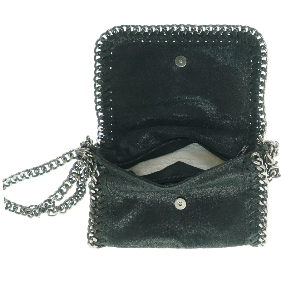 Sort skuldertaske med kæde (str. 22 x 14 cm)