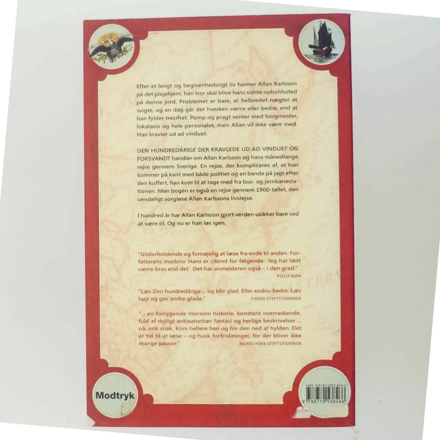 Den hundredårige der kravlede ud af vinduet og forsvandt af Jonas Jonasson (Bog)