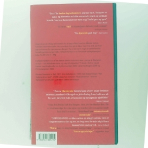 Hundehoved af Morten Ramsland