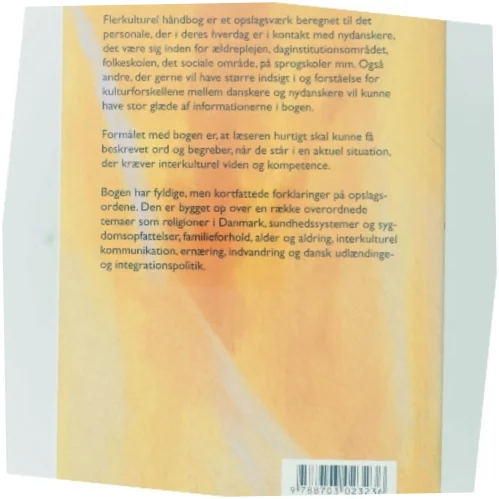 Flerkulturel håndbog (Bog)