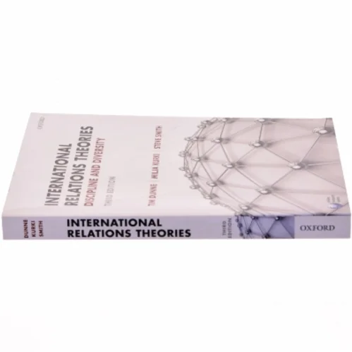 International relations theories : discipline and diversity (Bog)