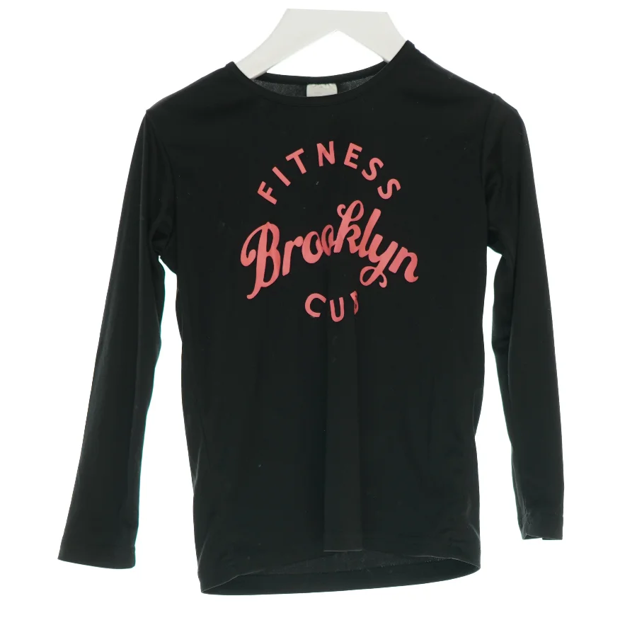 Bluse med skrift (Str. 116)
